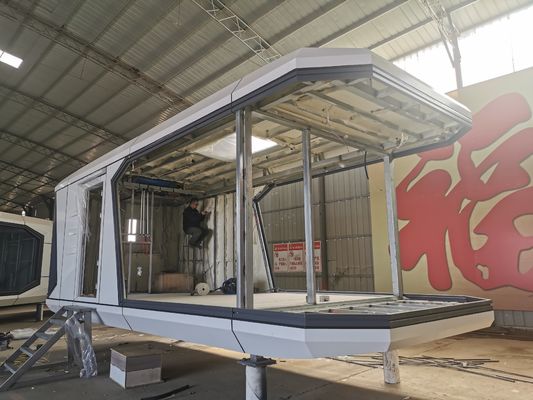Prefabricated Apple Cabin House Capsule Container Prefab House For Coastal Hotel
