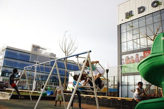 Q355B Steel Commercial Building For Exhibition Hall / Showroom / 4S Car Shop